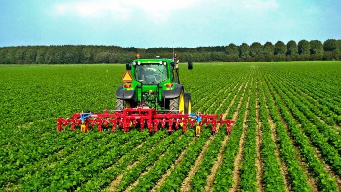 Agriculture Technology: How Modern Technology Is Revolutionizing Indian Agriculture